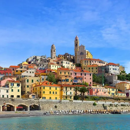 Apartment Verbena With Parking 500m From The Sea - Happy Alassio