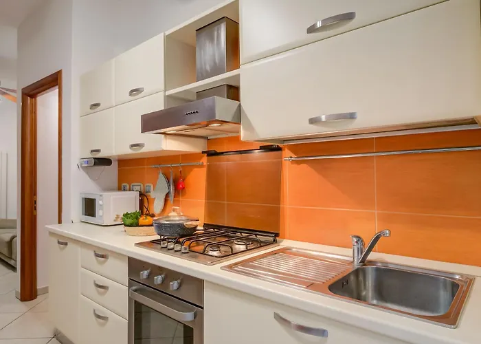 Ala - Verbena 500m From The Sea - Happy *